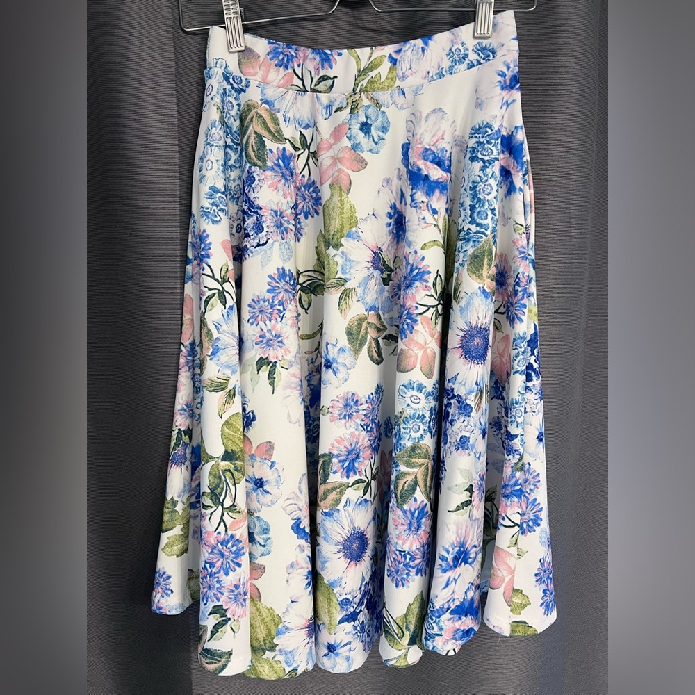 Flower pattern midi skirt with pockets